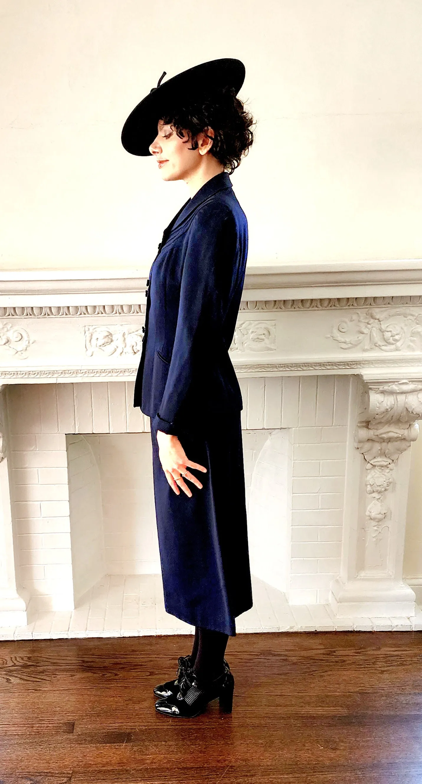 1950s Navy Blue Wool Skirt Suit Fitted Blazer w/ Accent Seaming Small by Leeds