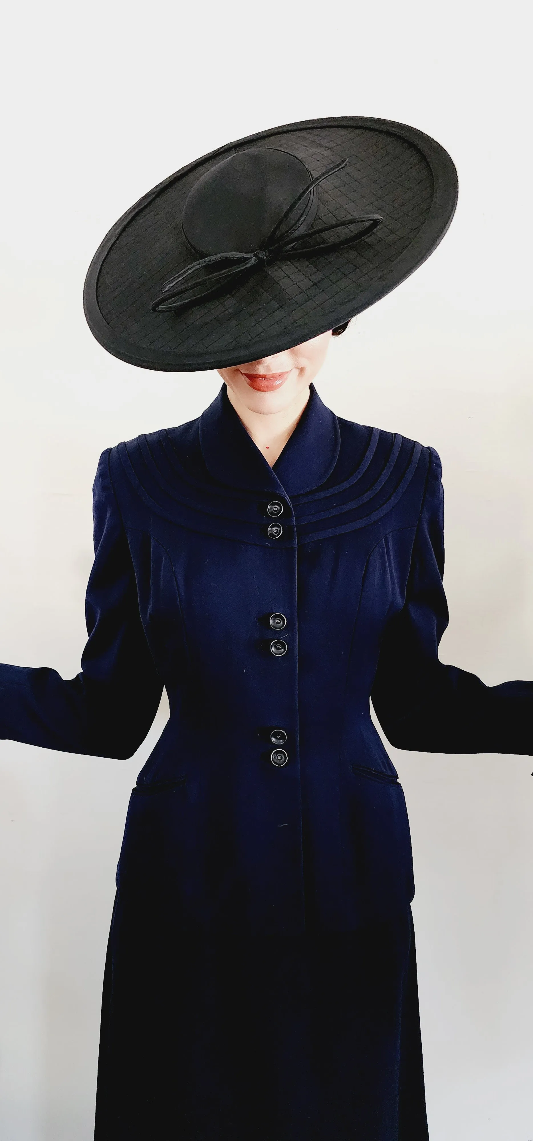 1950s Navy Blue Wool Skirt Suit Fitted Blazer w/ Accent Seaming Small by Leeds