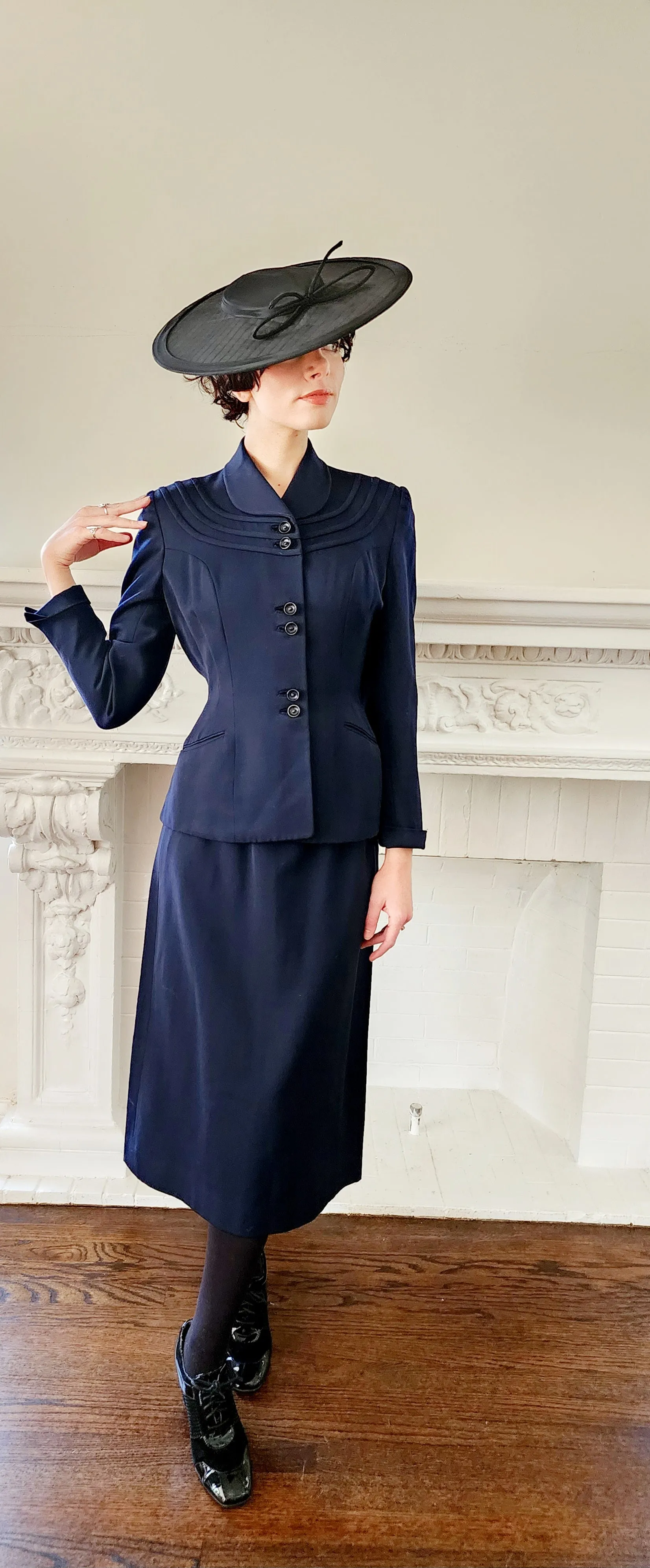 1950s Navy Blue Wool Skirt Suit Fitted Blazer w/ Accent Seaming Small by Leeds