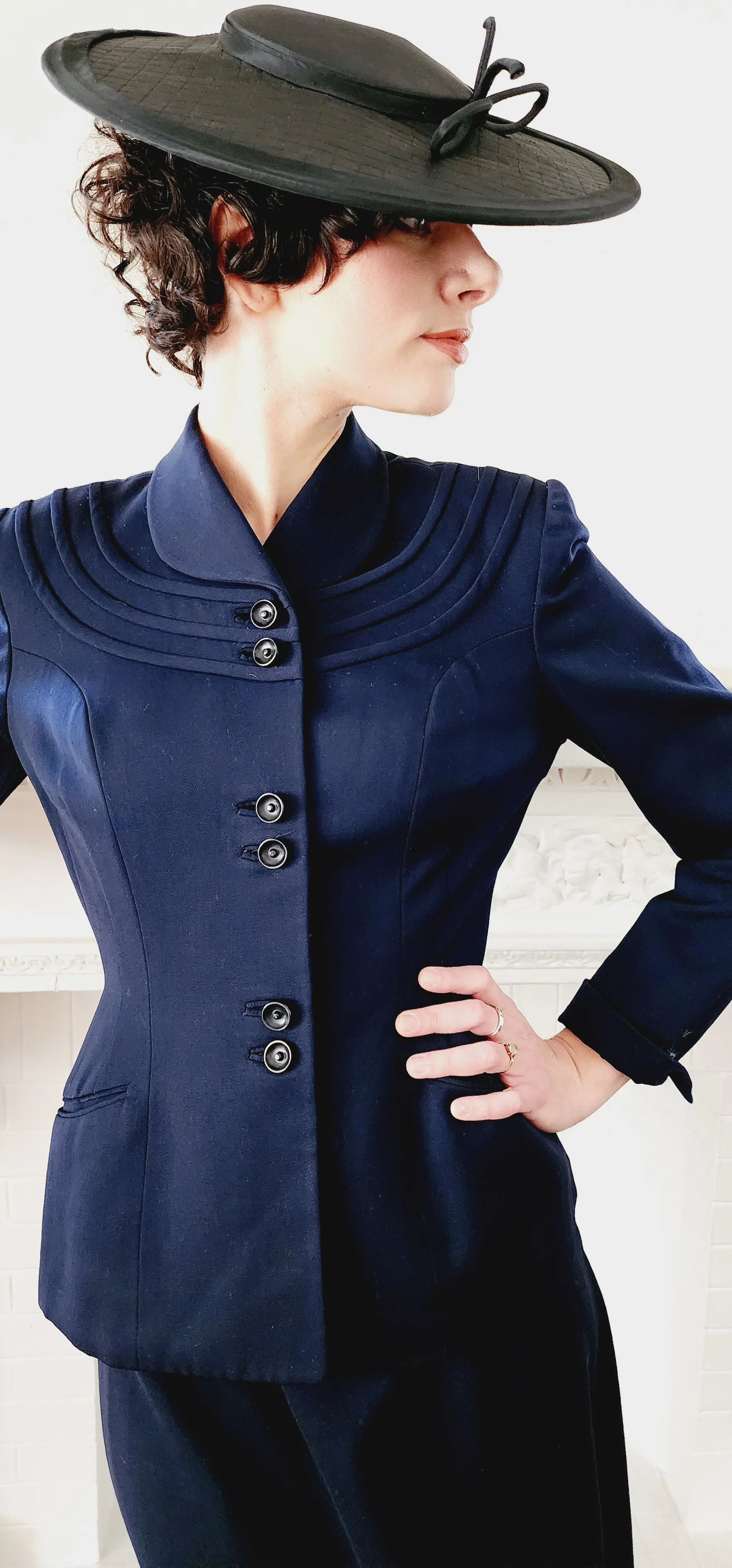 1950s Navy Blue Wool Skirt Suit Fitted Blazer w/ Accent Seaming Small by Leeds