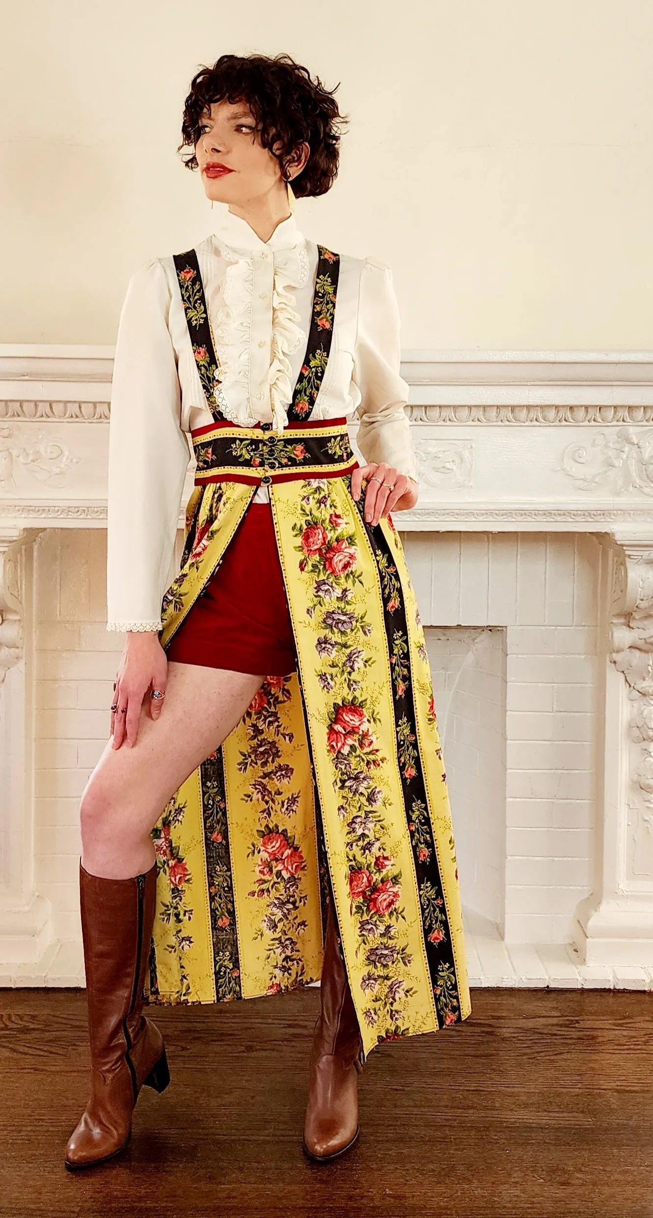 1970s Boho Ensemble of Shirt, Hot Pants-Shorts and Split Front Skirt by New Dimension/S