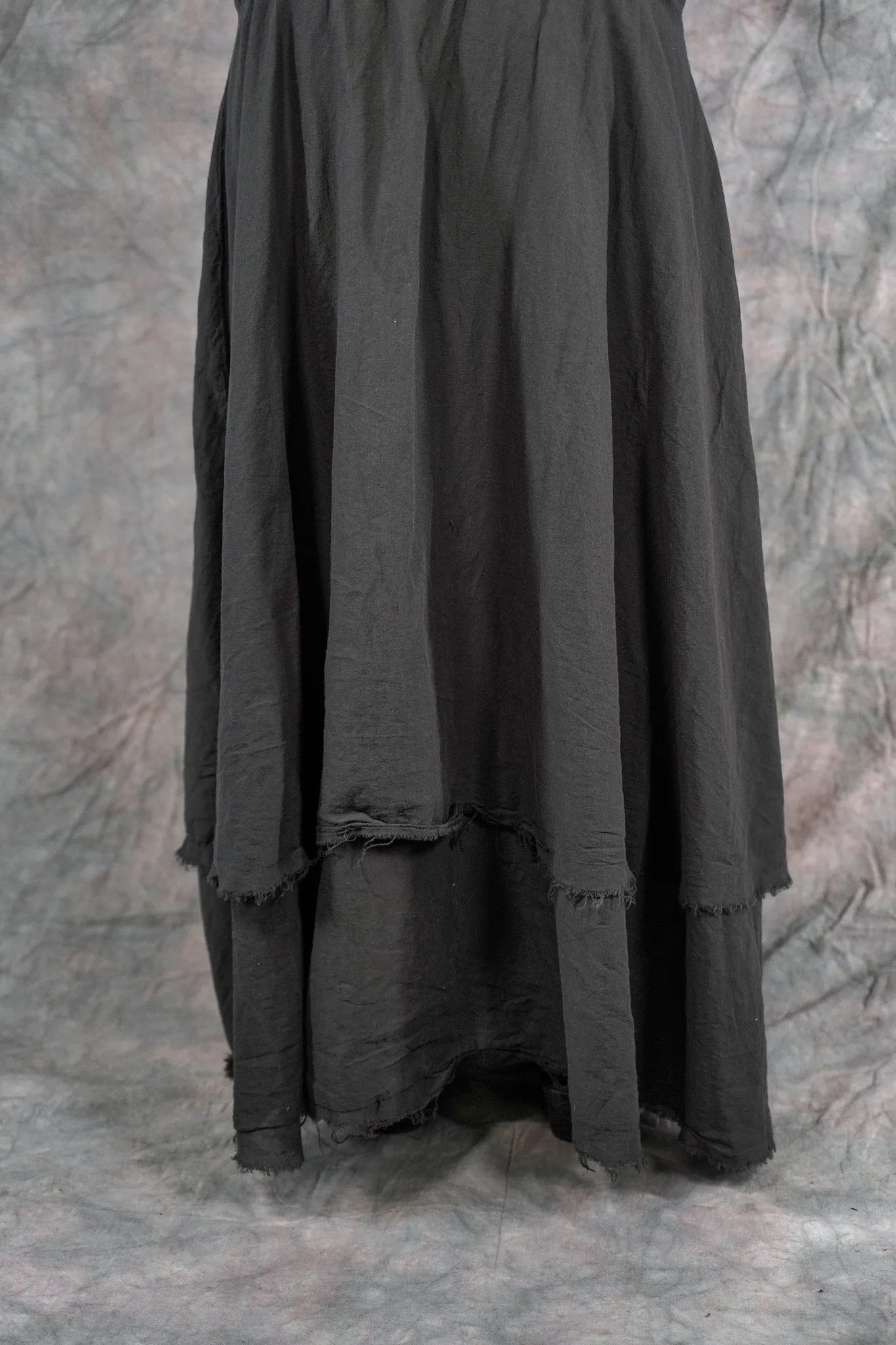 4186-2 Silhouette Skirt Faded Iron