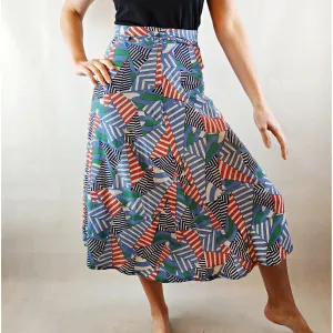 Blue-based unique print high waisted skirt with waist tie size XS (best fits size 6)