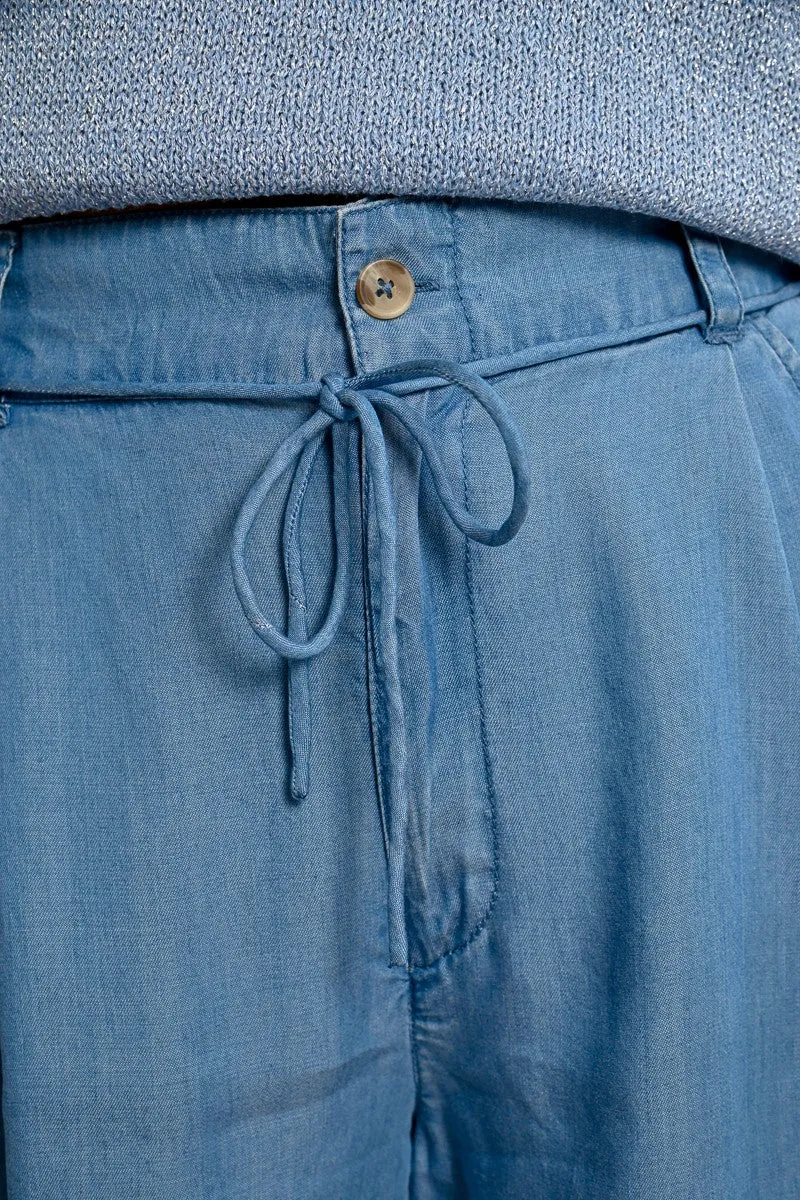 HIGH-WAISTED TENCEL SHORTS