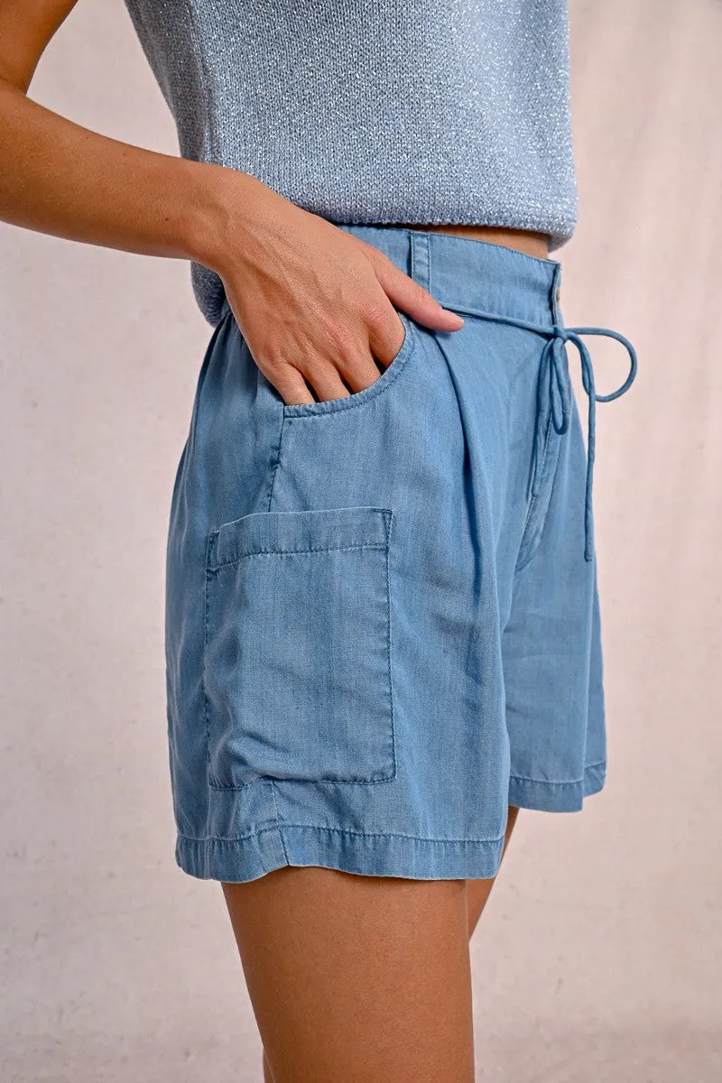 HIGH-WAISTED TENCEL SHORTS