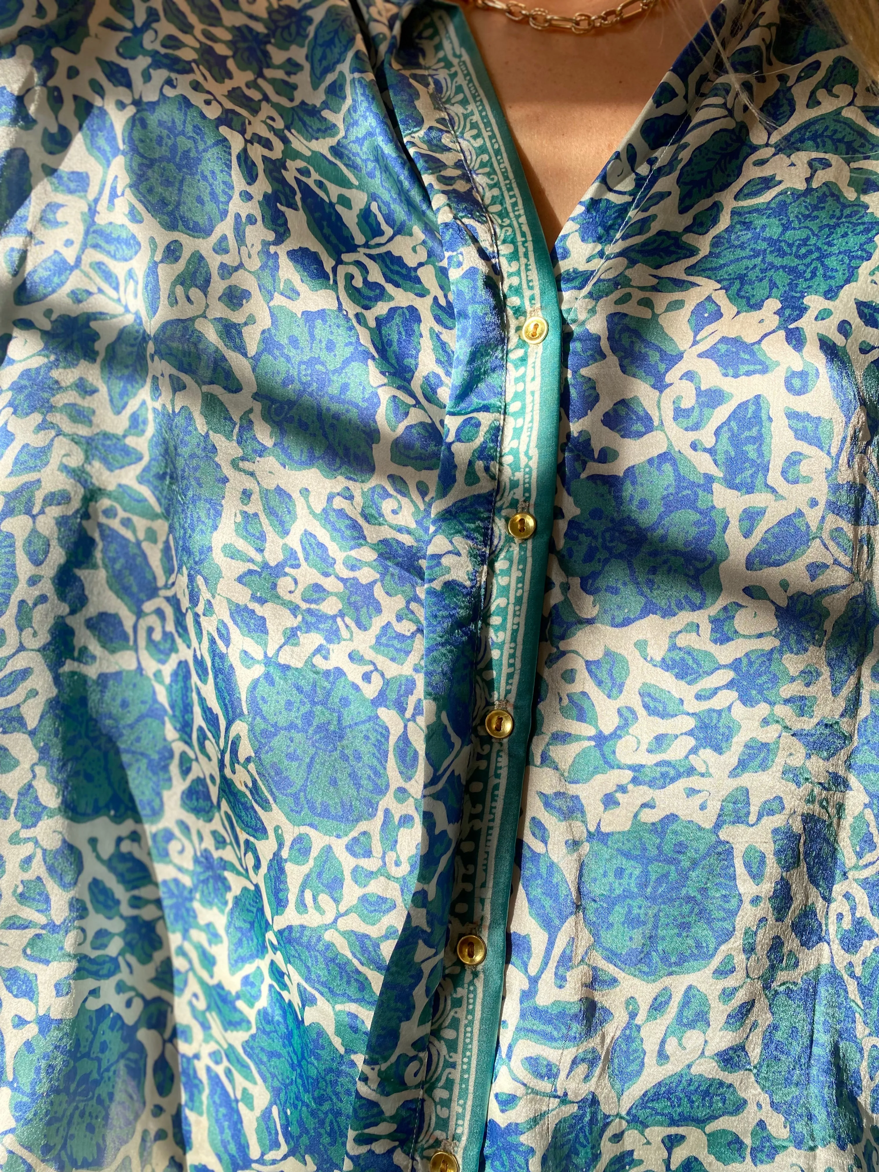 HOTEL The Fleurs Silk Blouse in Sky