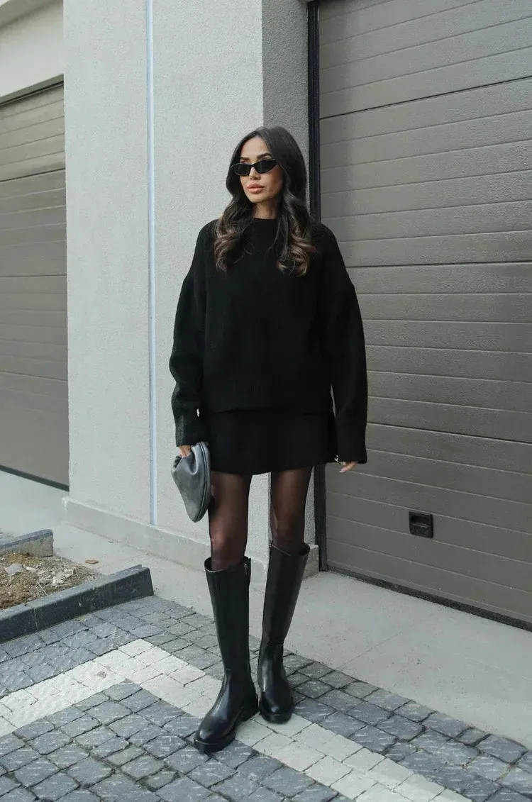 Knitted skirt suit（Top   skirt）