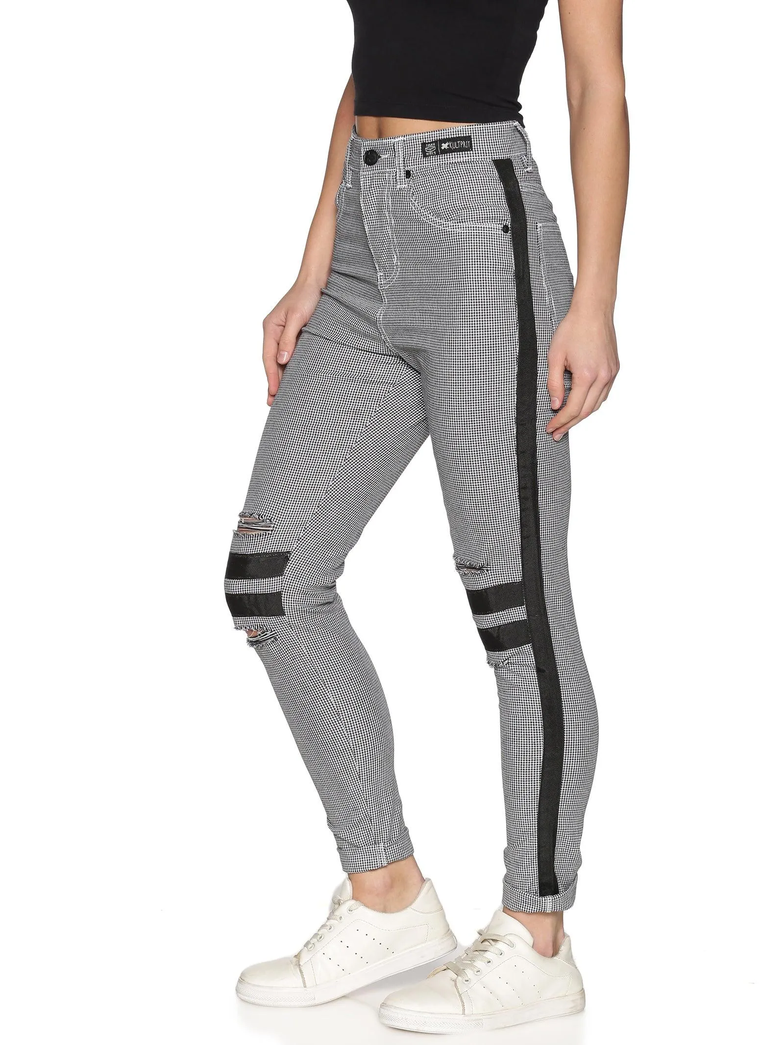 Kultprit Women Checked Trouser With Distressed & Knee Zipper