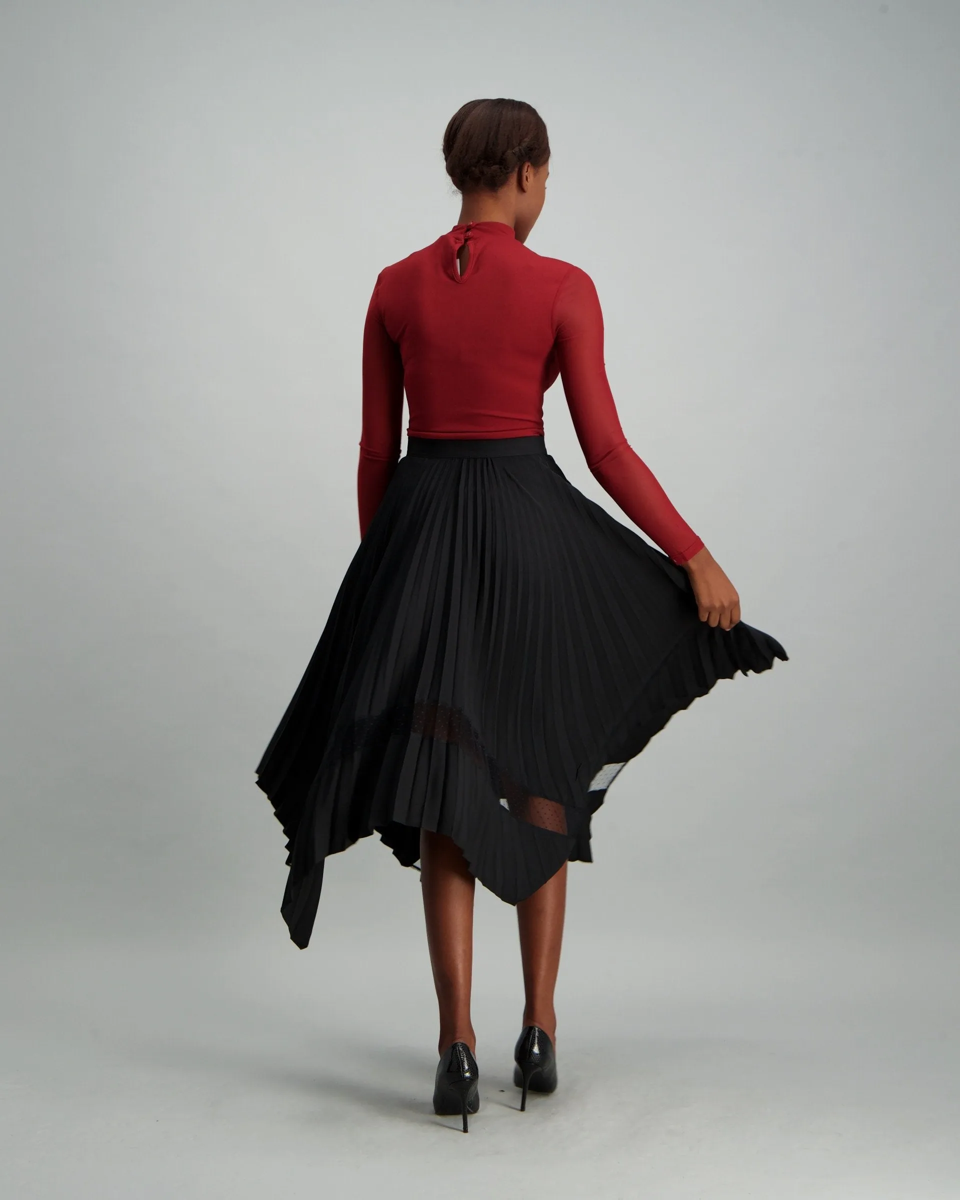 Ladies Pleated Skirt with Dobby Mesh Inset - Black