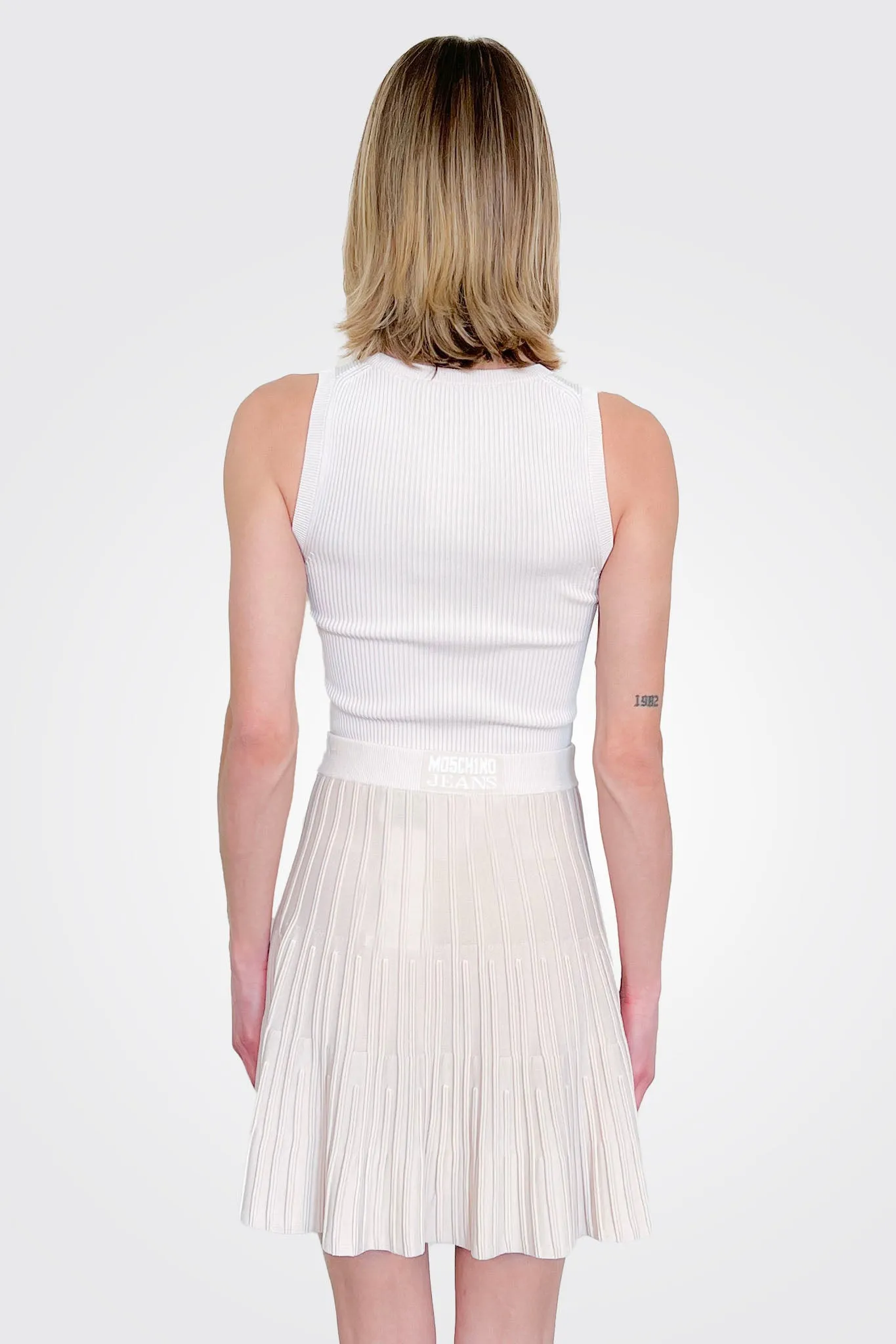 Logo Top - Pale