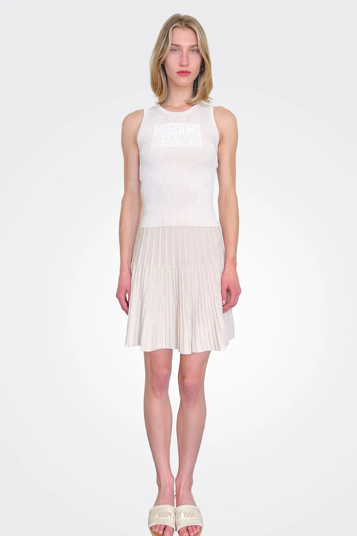 Logo Top - Pale