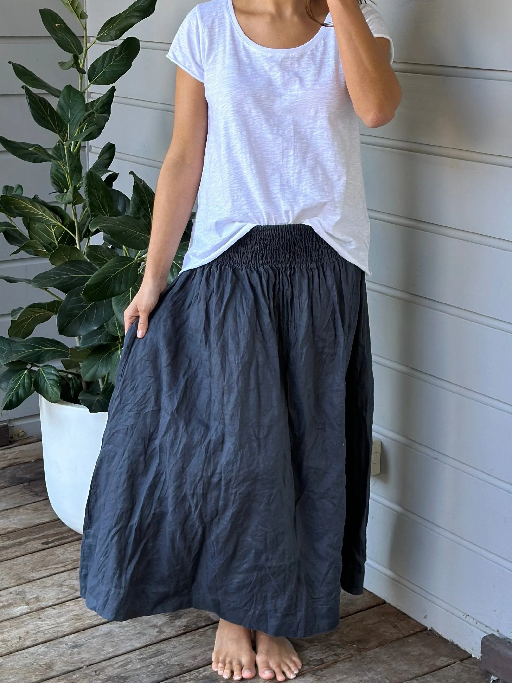 lulu skirt  - charcoal linen