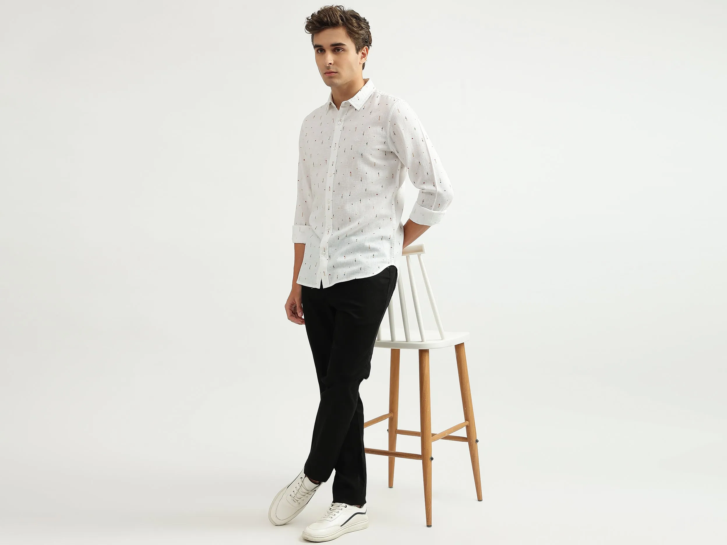 Men Solid Skinny Fit Jeans
