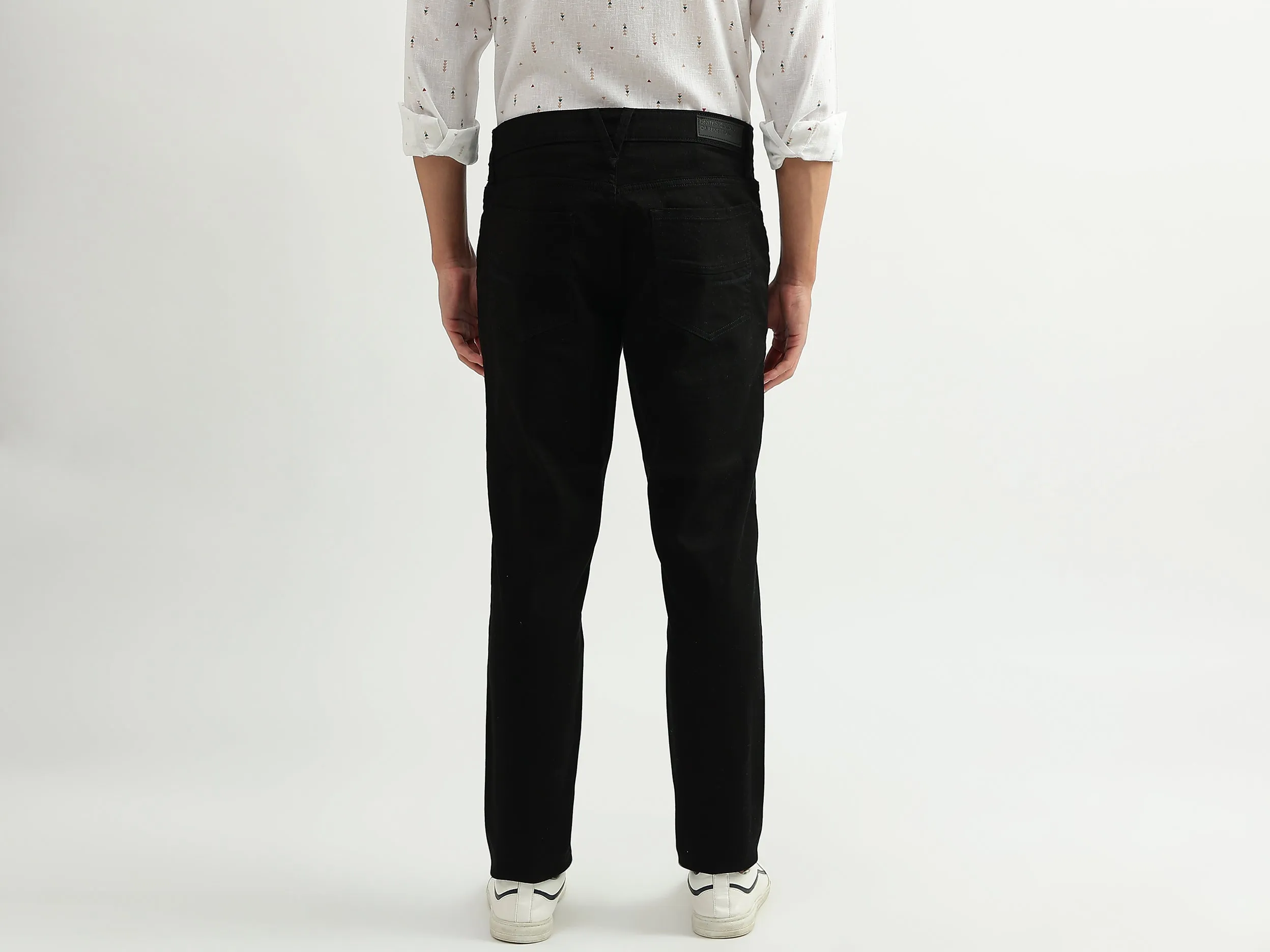 Men Solid Skinny Fit Jeans