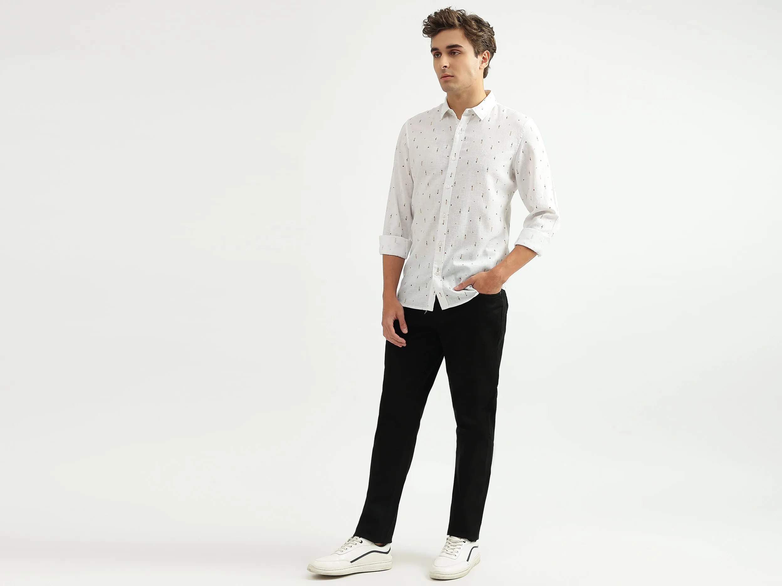 Men Solid Skinny Fit Jeans