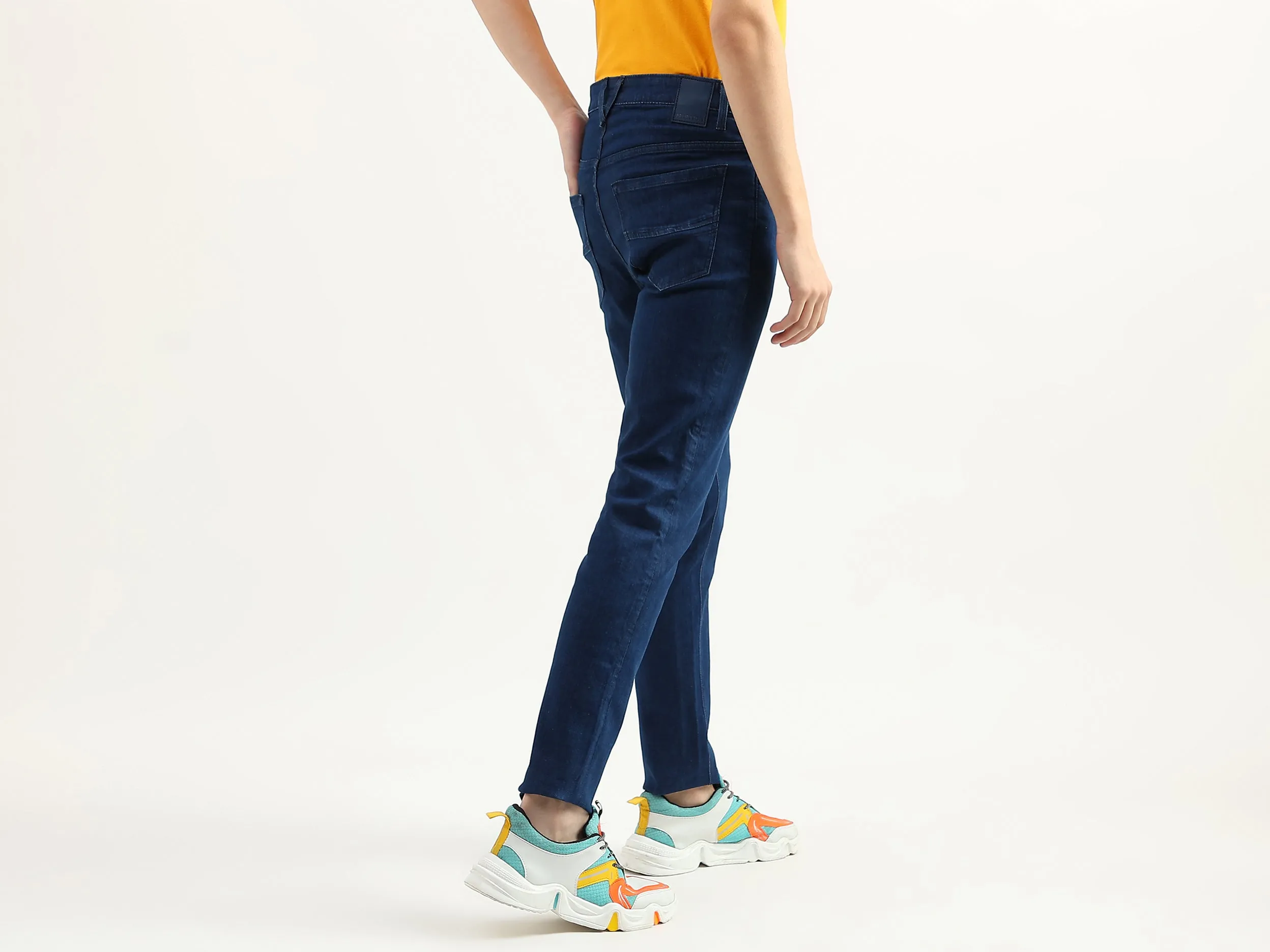 Men Solid Skinny Fit Jeans