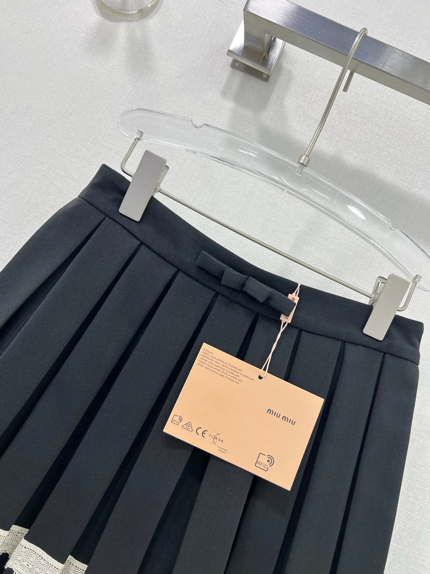 MU 25 new pleated skirt