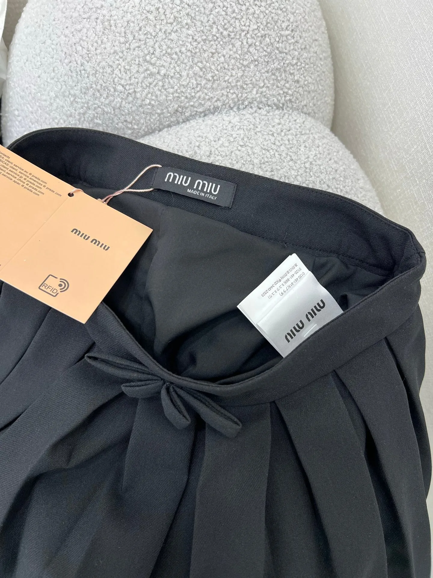 MU 25 new pleated skirt