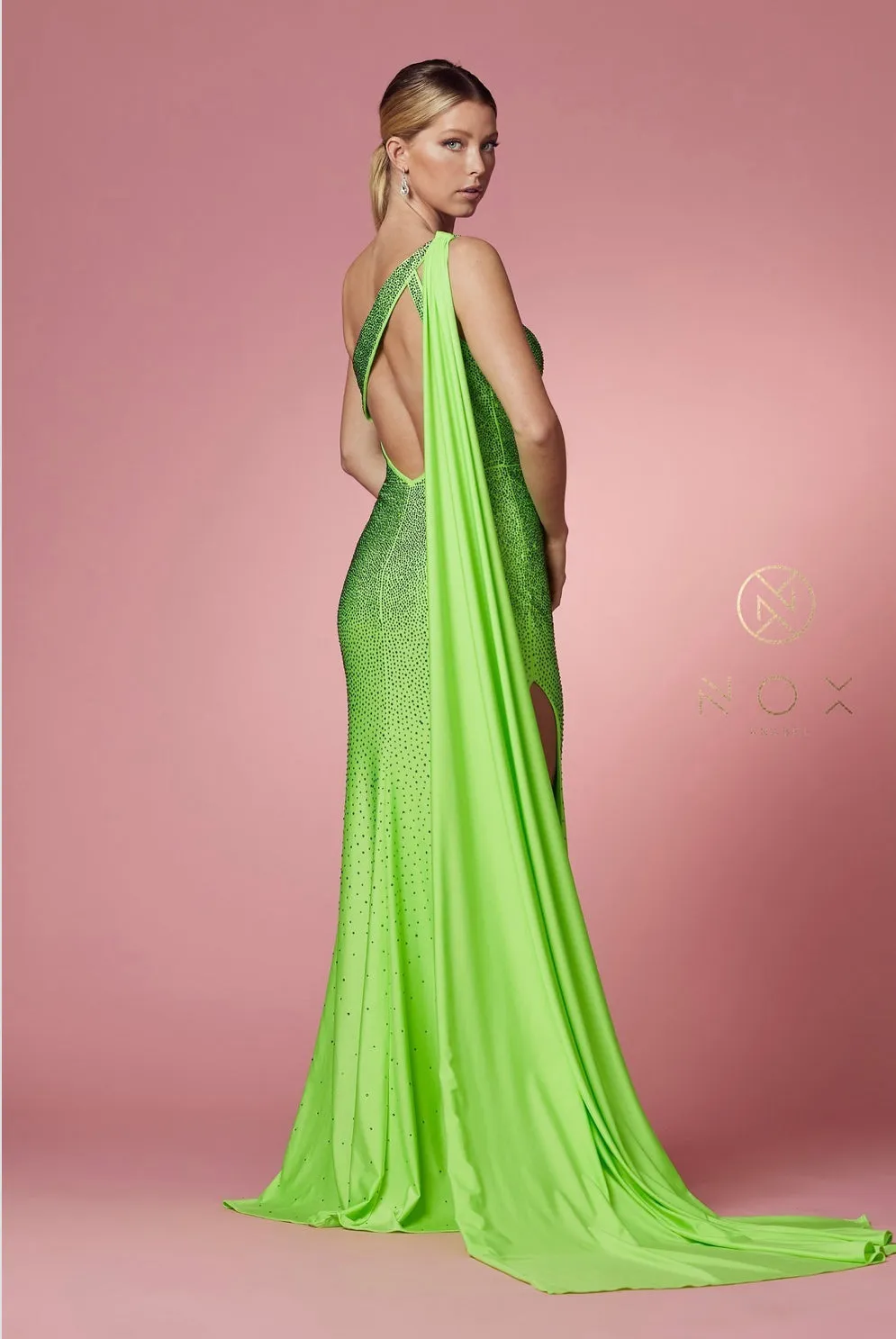 Nox Anabel Evening Gowns E1039