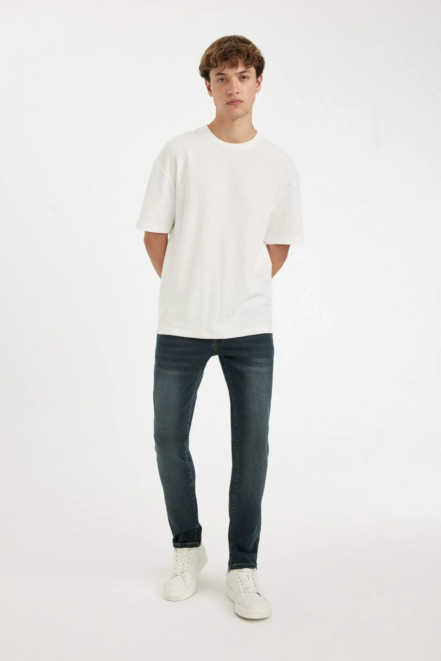 Pedro Slim Fit Normal Waist Skinny Leg Jeans