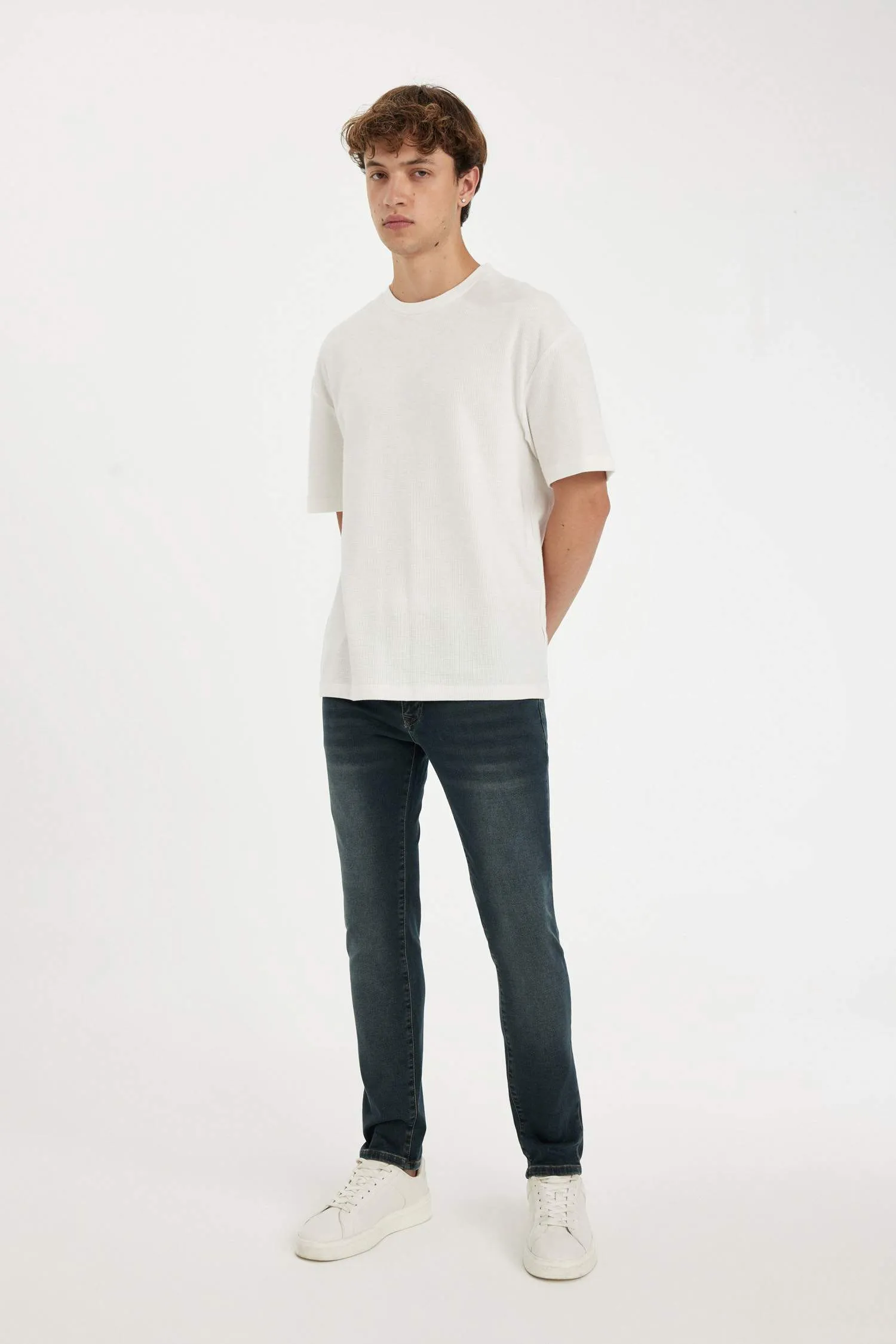 Pedro Slim Fit Normal Waist Skinny Leg Jeans