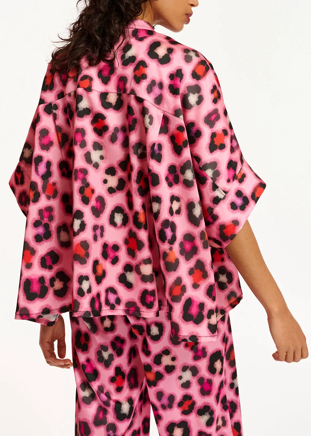 Pink oversized shirt with multicolor leopard print