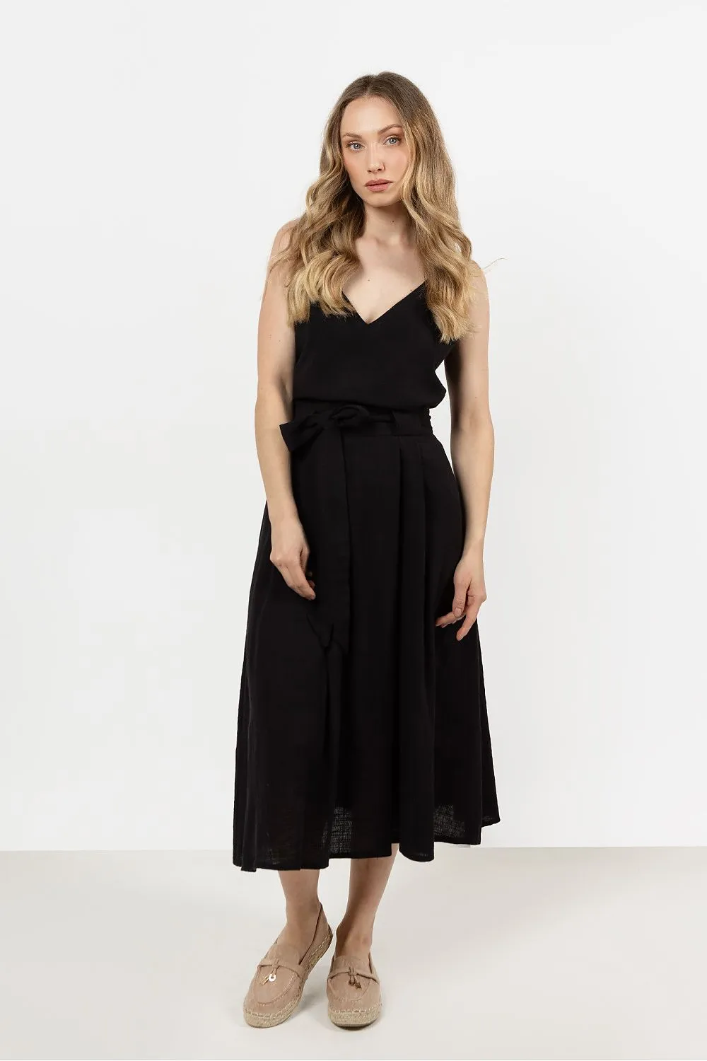 Pleated Flared Waistband Luxe Skirt