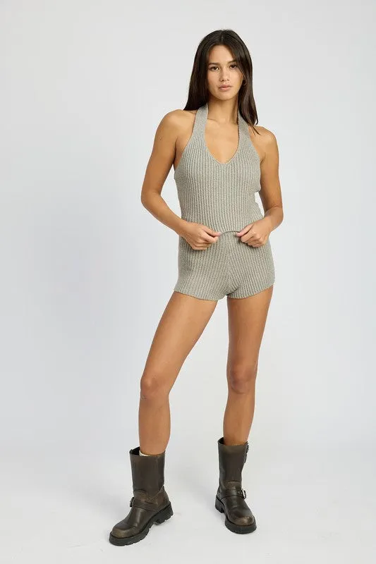 RIBBED HALTER NECK TOP