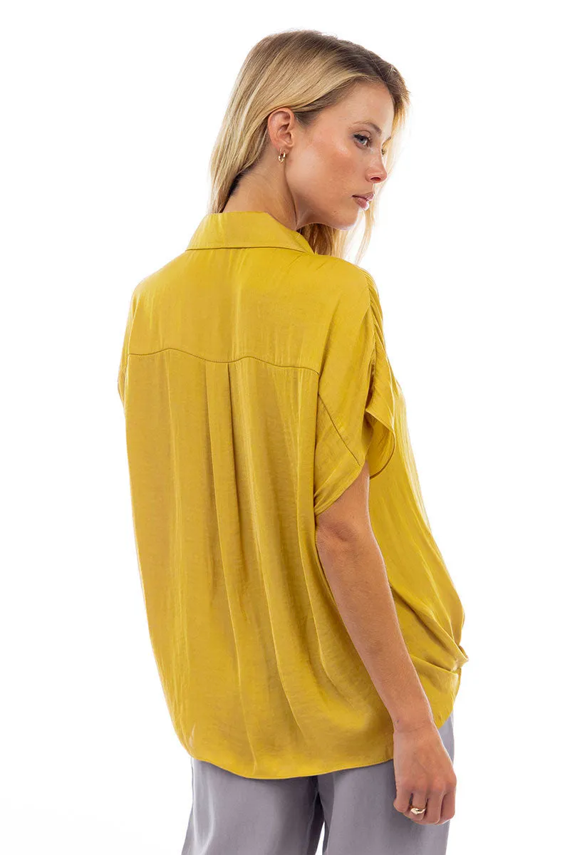 Short Sleeve Convertible Collar Blouse