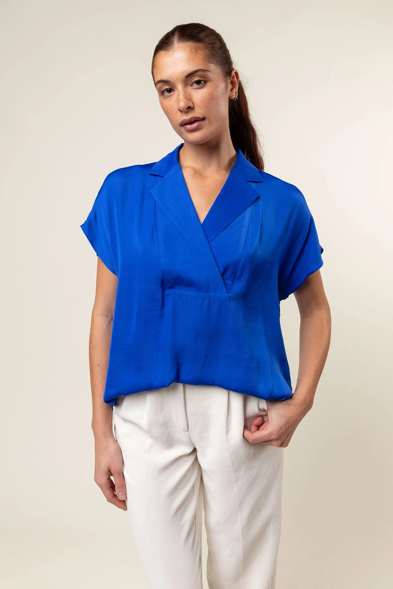 Short Sleeve Convertible Collar Blouse