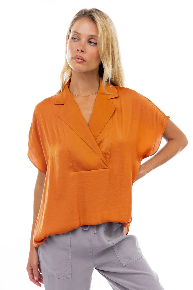 Short Sleeve Convertible Collar Blouse
