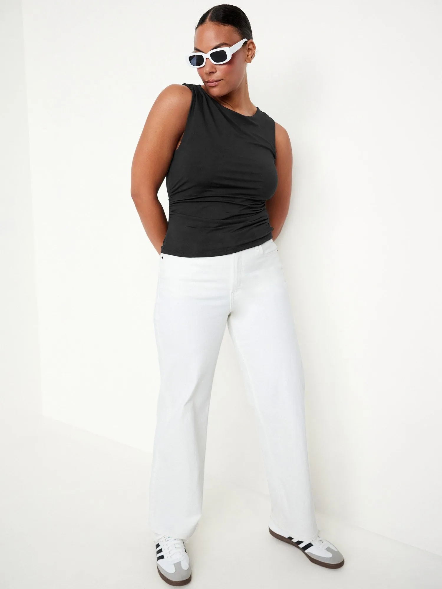 Sleeveless Double-Layer Top
