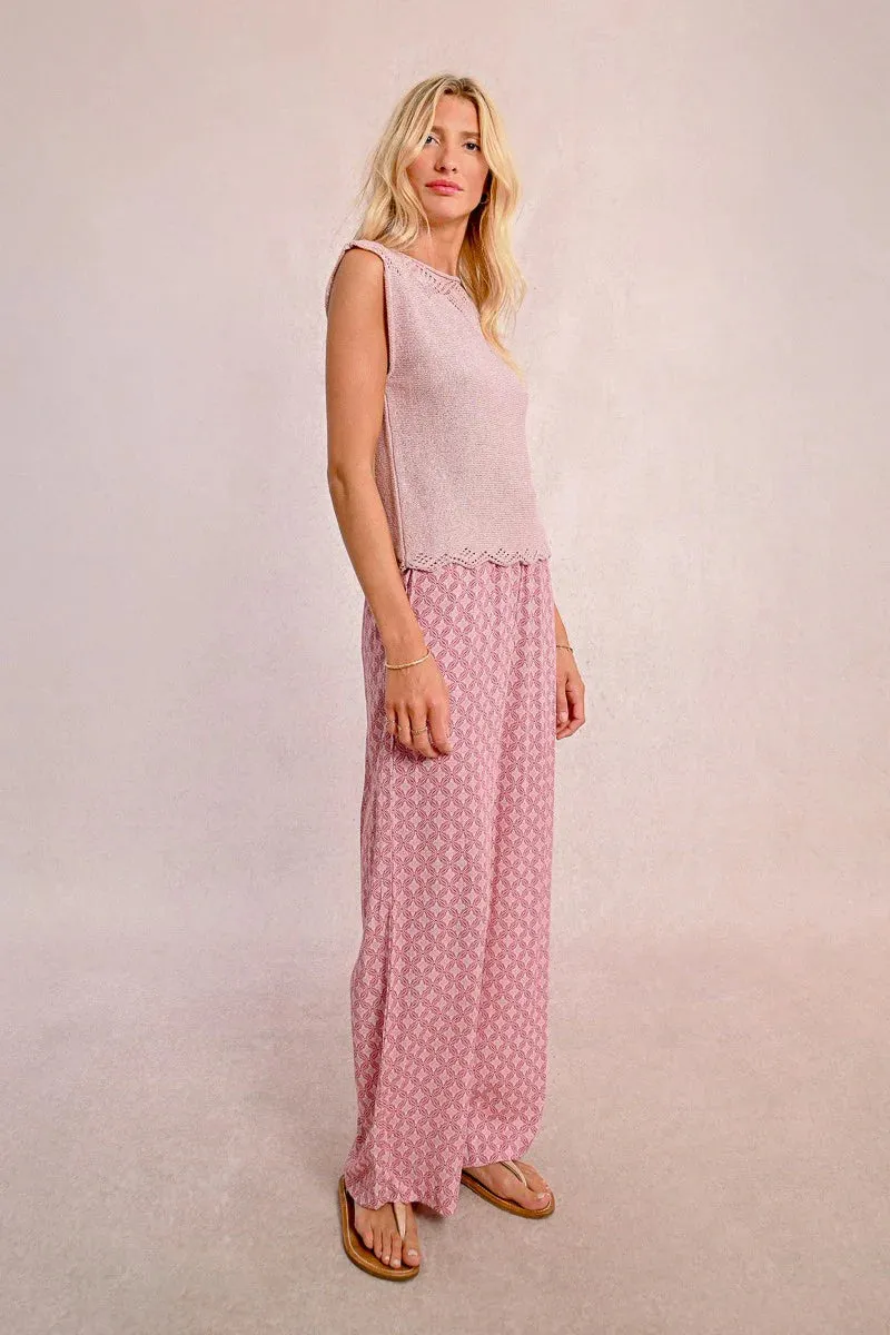 Sleeveless Knit Sweater - Light Pink
