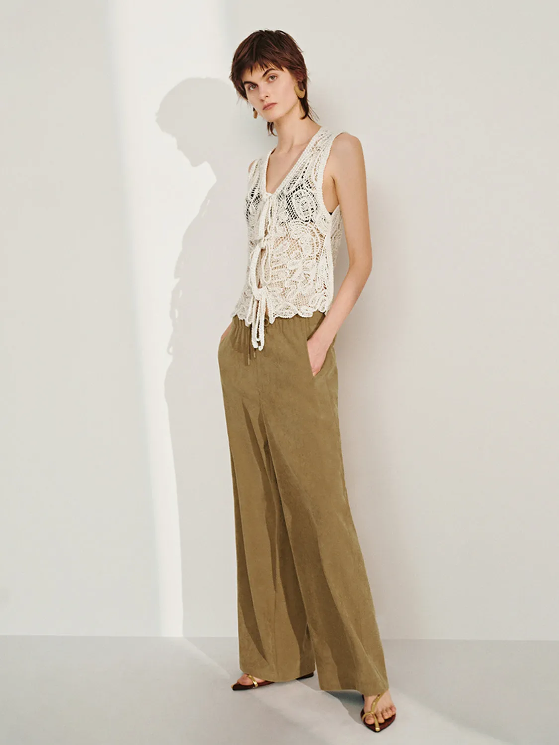Sleeveless Lace Blouses