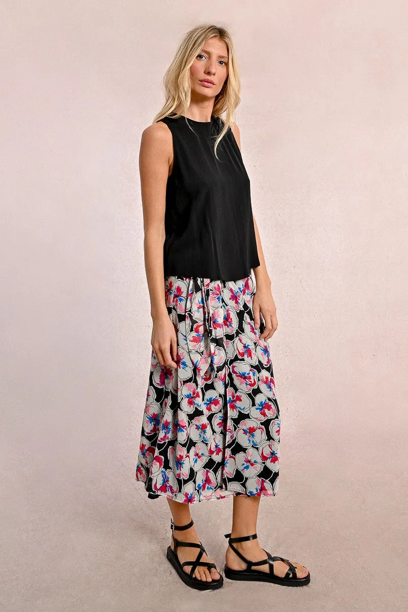 SLEEVELESS TOP