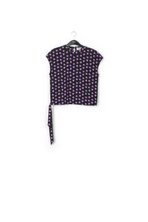 Sleeveless top