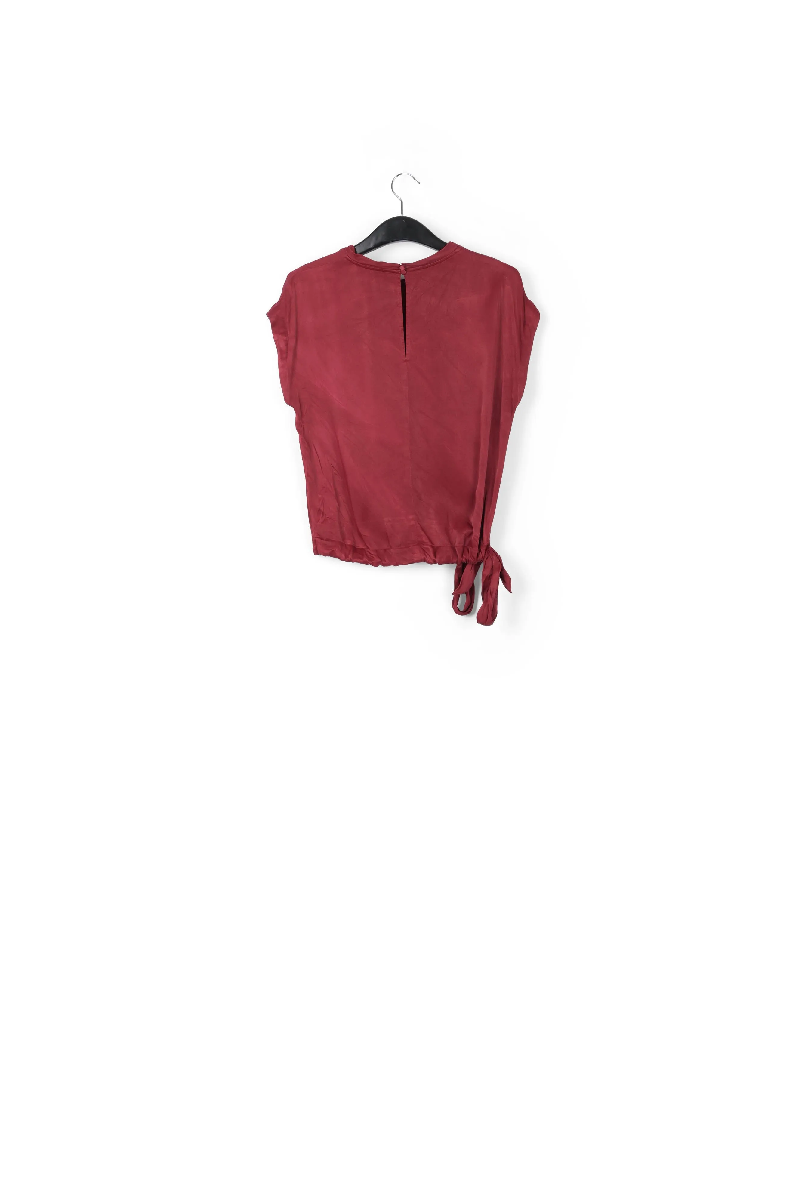 Sleeveless top