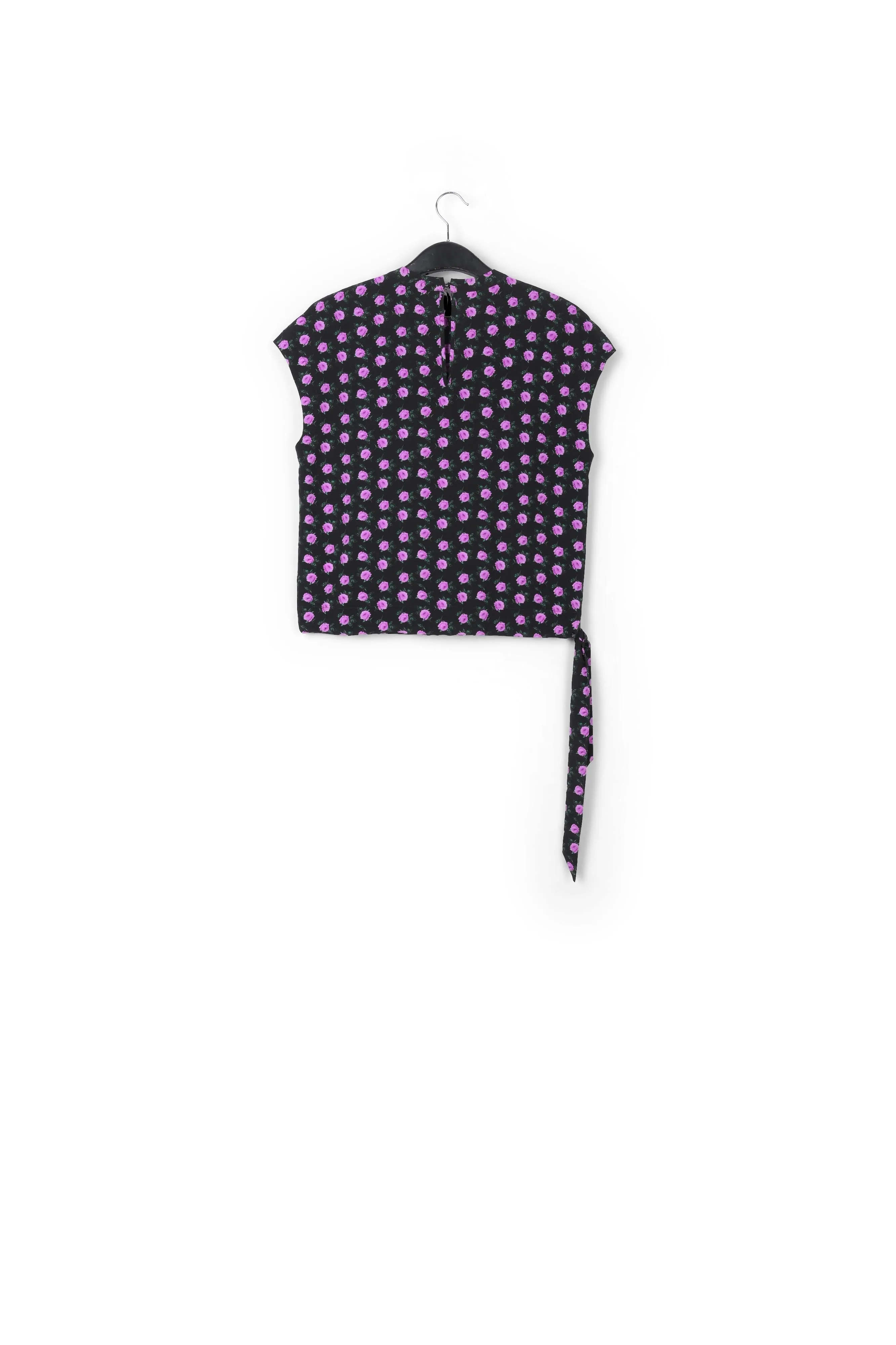 Sleeveless top