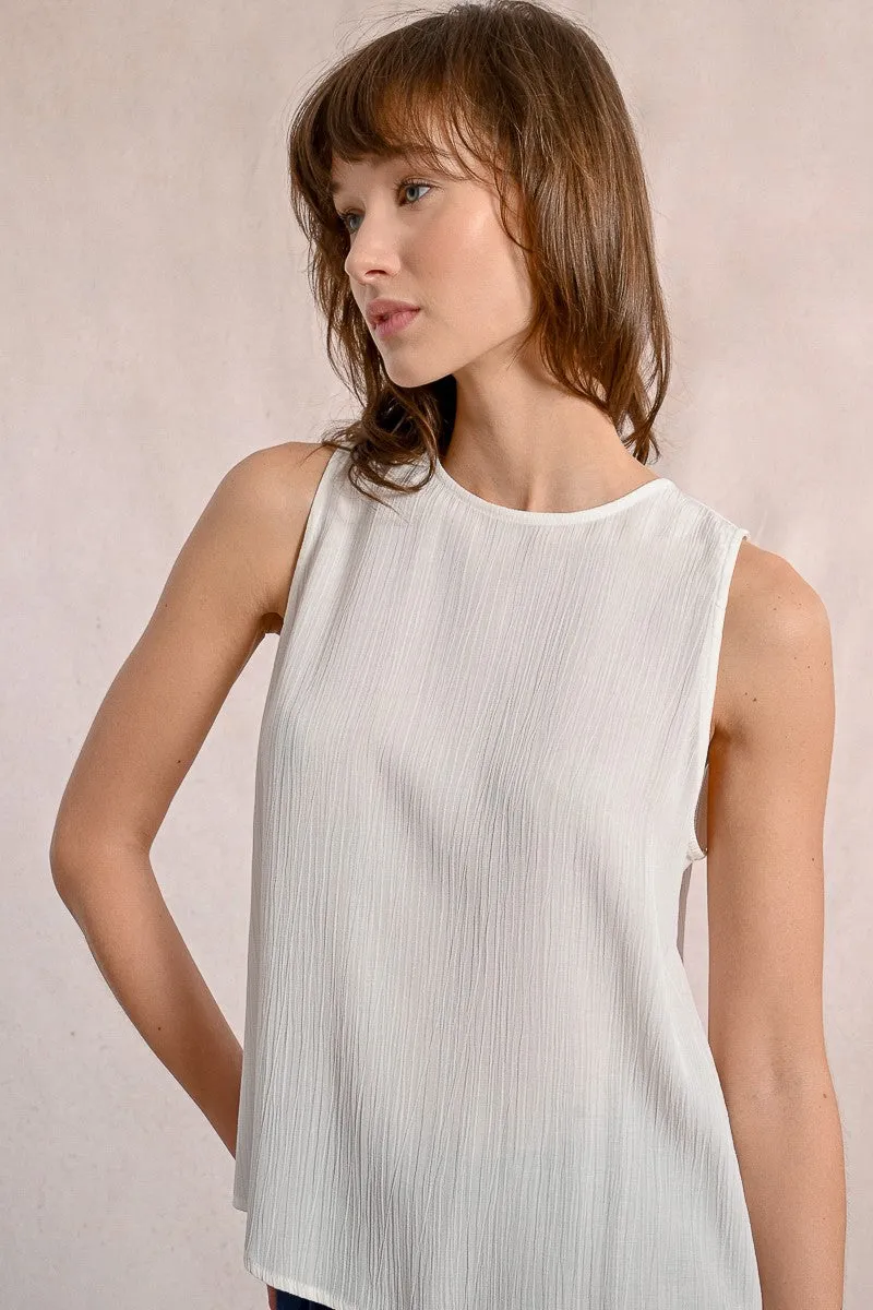 SLEEVELESS TOP