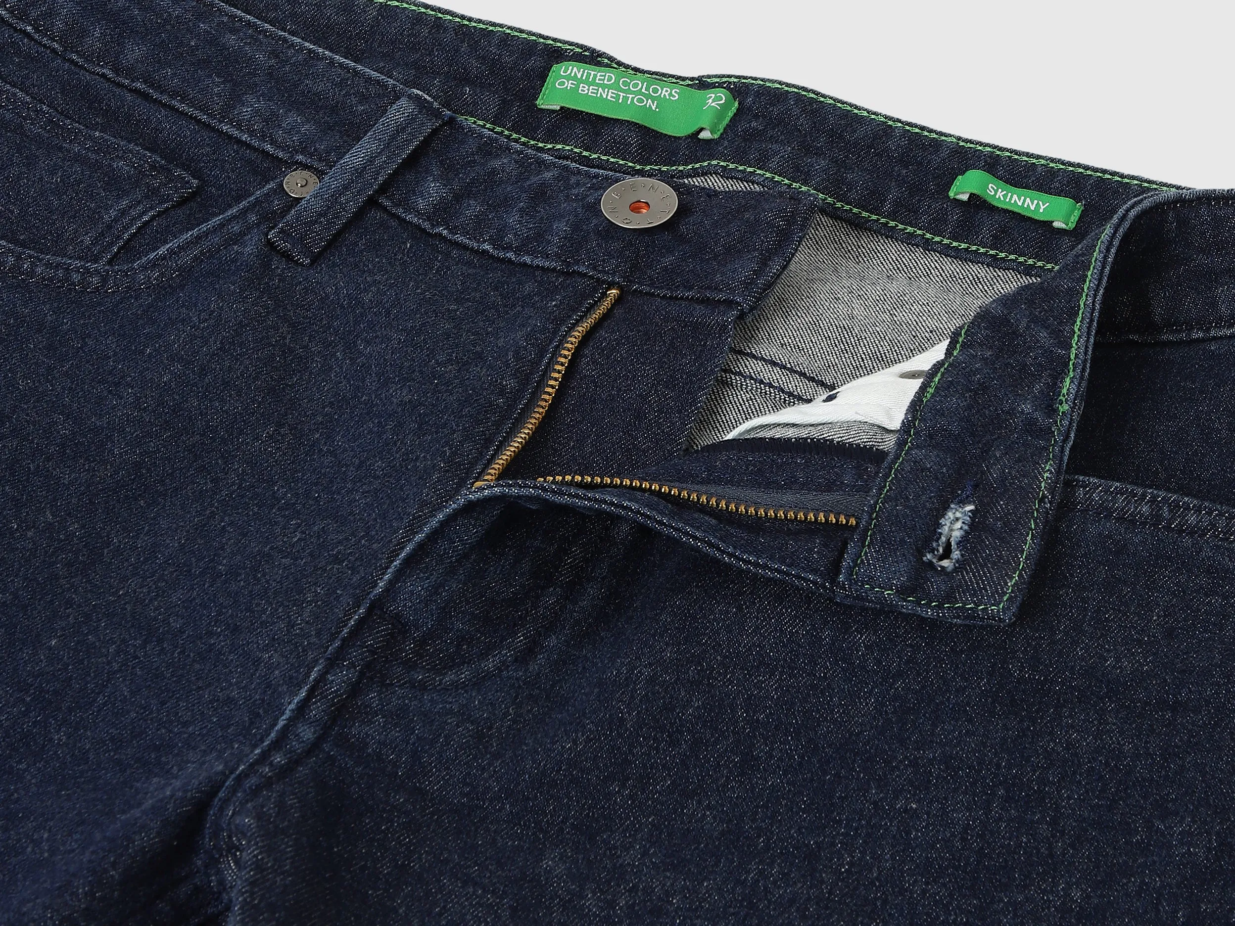 Solid Skinny Fit Jeans