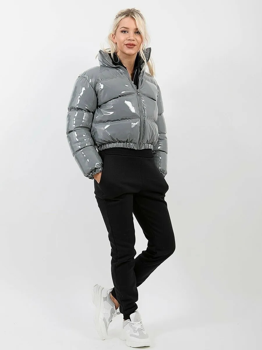 Stylish bomber jacket - Sophisticated look for any occasion