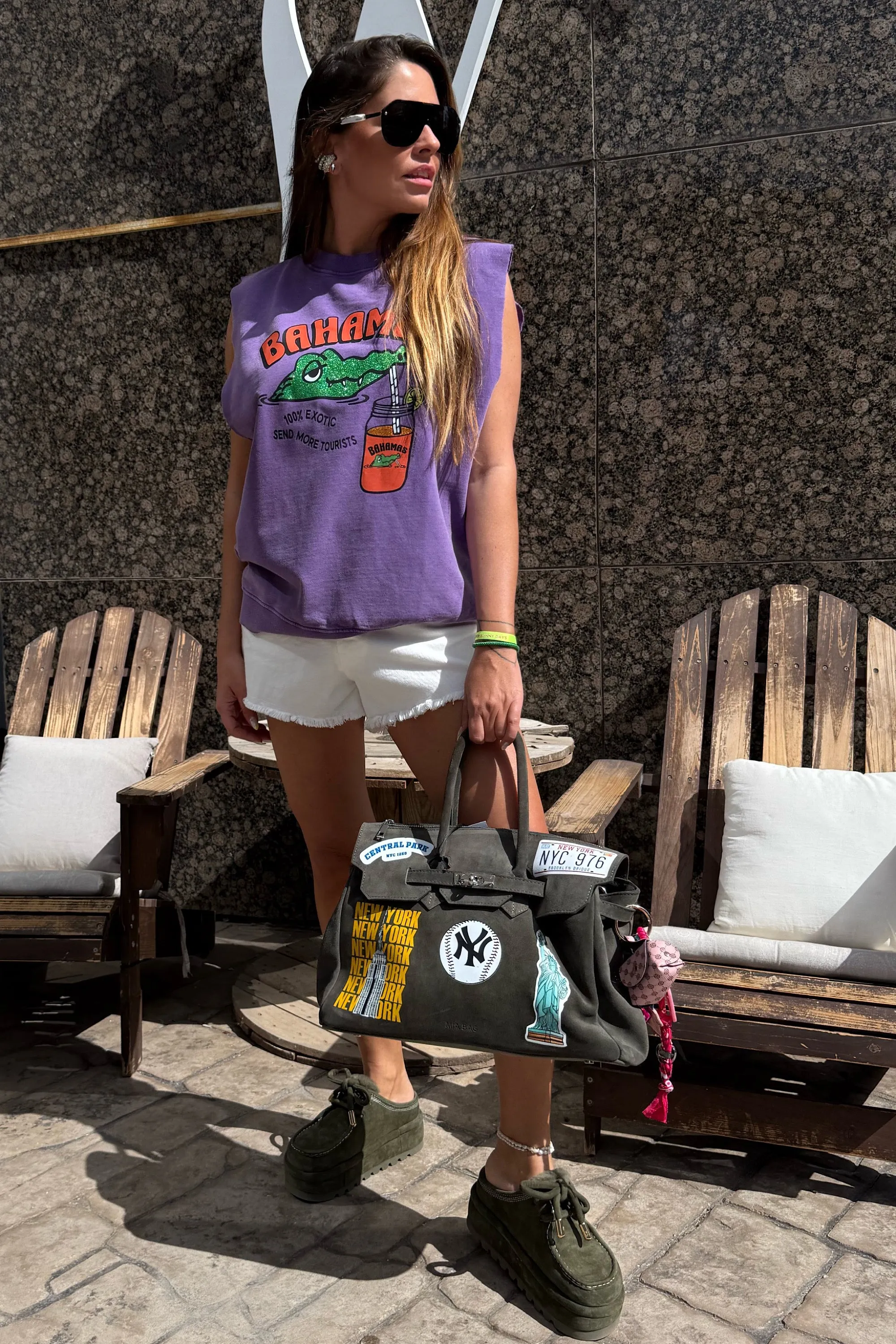 SWEATSHIRT BOLSTER TOURISTS