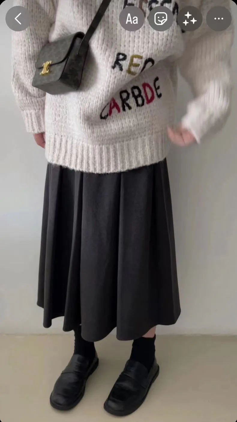 Winter wool pleated skirt