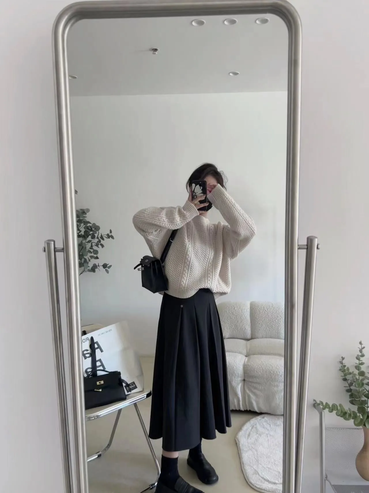 Winter wool pleated skirt