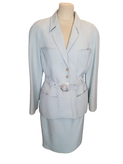 Woman set