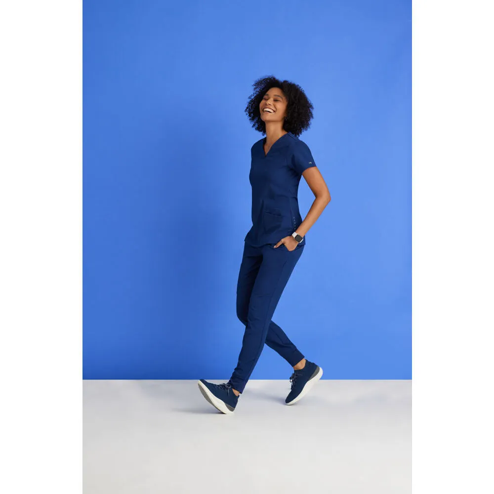 Women's Boost Jogger Scrub Pant - Barco One Collection / Color - Black / Fit - Regular / Sizes - XS, S, M, L, XL, 2XL, 3XL by Barco Uniforms