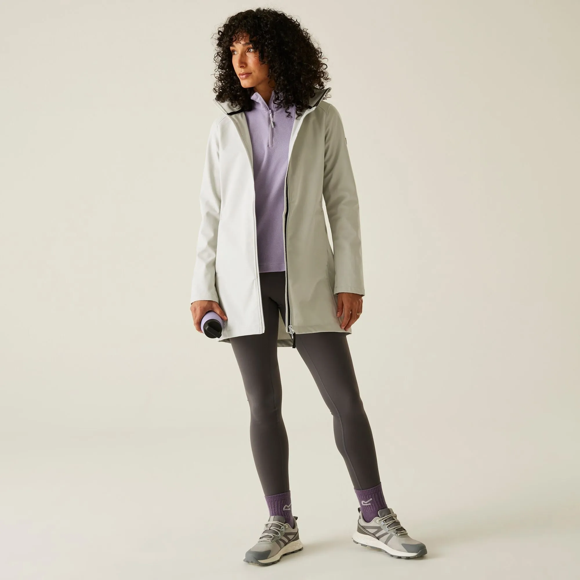 Women's Carisbrooke Softshell Jacket | Oyster Mushroom Wisteria