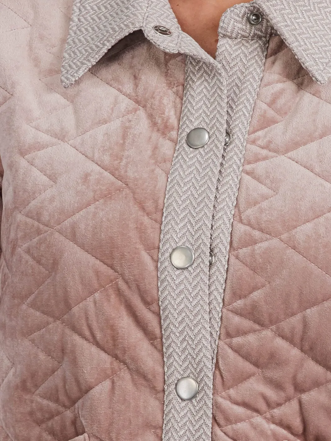 WOMEN'S LONG SLEEVE BUTTON CLOSURE FRONT POCKETS PADDED JACKET