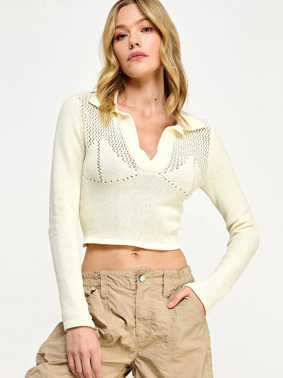 WOMEN'S LONG SLEEVES V-NECK CROP TOP
