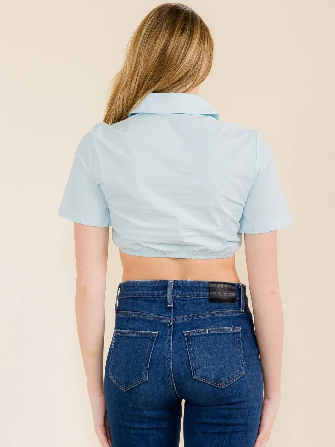 WOMEN'S SHORT SLEEVE V-NECK CROP TOP